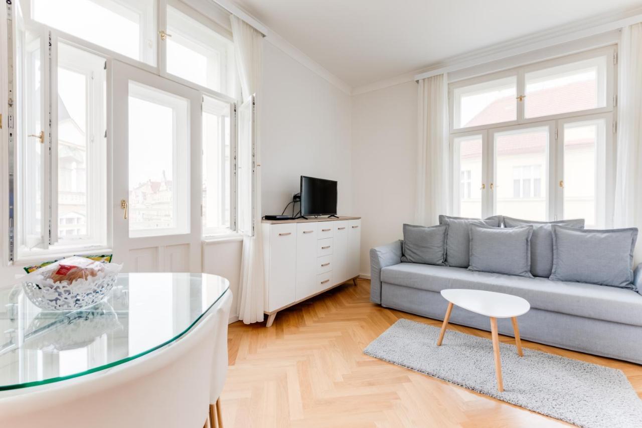 Apartment Friendly In *